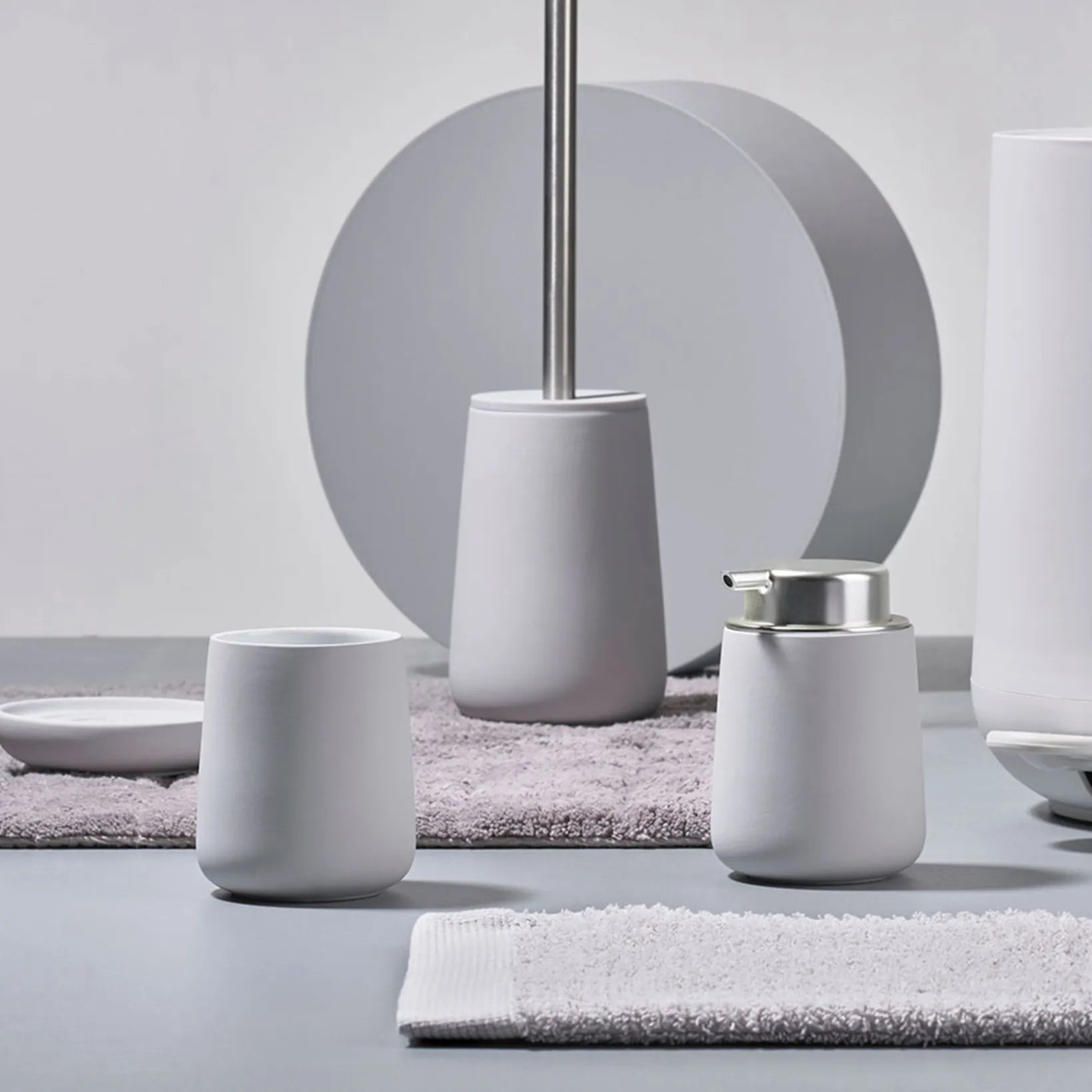 Nova tandbørstekrus soft grey